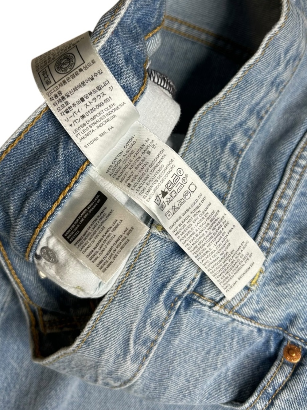 Levi's Ribcage Wide Leg Jeans High Rise Light Wash 27x32 Women's - Picture 14 of 14
